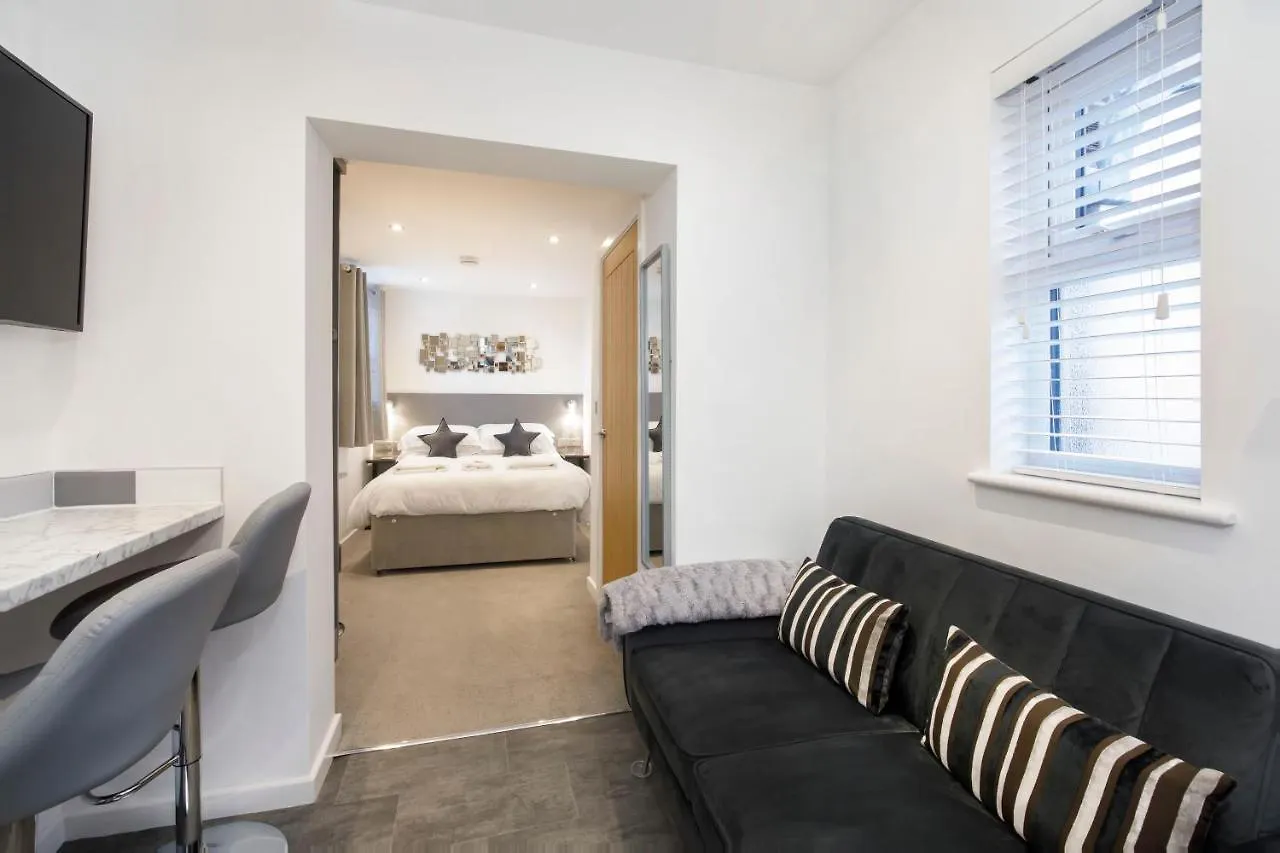 City Apartments - Reubens Court 요크
