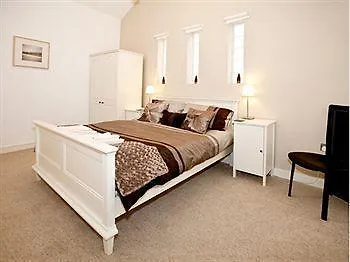 City Apartments - Reubens Court 요크