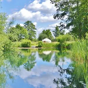 Acorn Glade Glamping York
